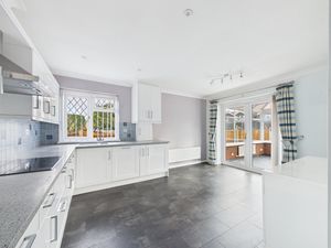 Kitchen/Diner- click for photo gallery